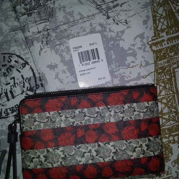 Coach Wristlet - Picture 2 of 3